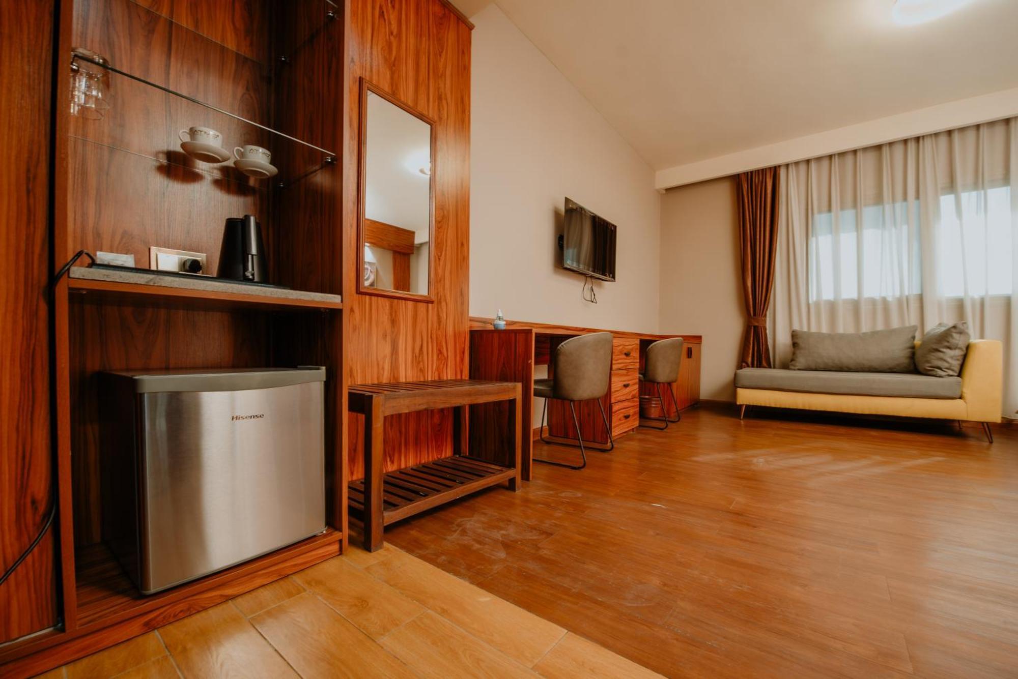 Atmosphere Hotel & Spa Antananarivo Exterior photo